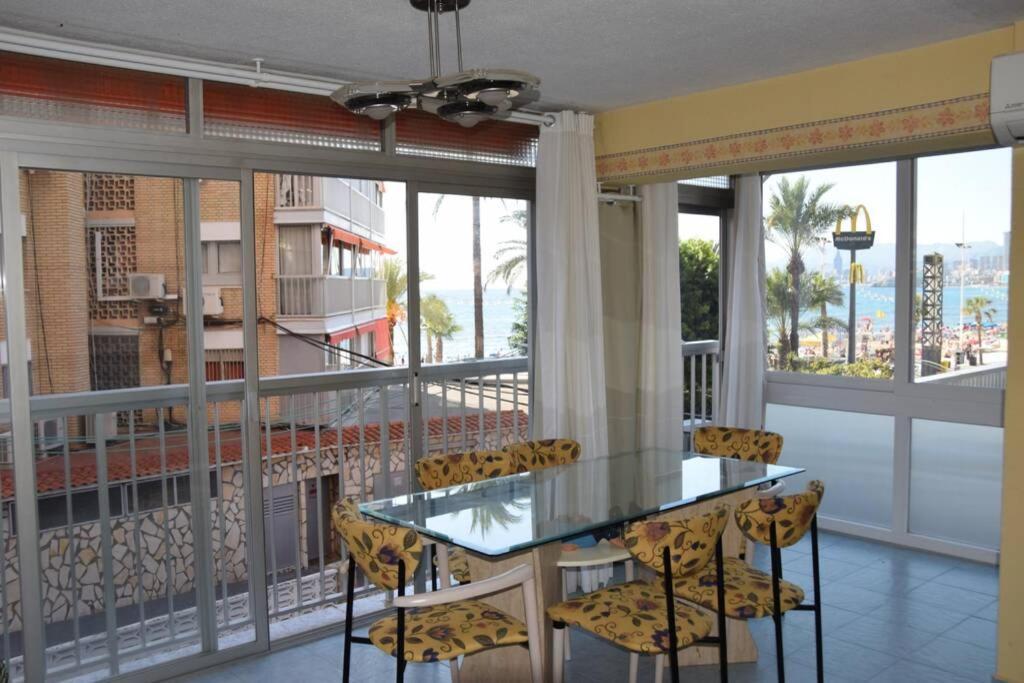 Apartamento En El Paseo Maritimo De Benidorm Exteriör bild